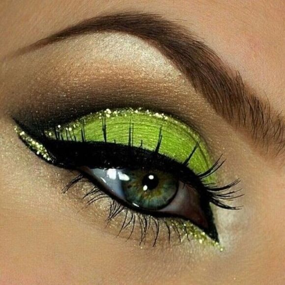 MAC What's The WIFI Neon Green Eyeshadow - Picture 6 of 15